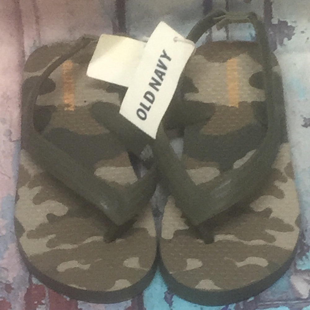 SALE 👗👔 OLD NAVY Toddler Sandals NWT!